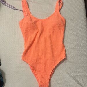 Coral color super cuteNew with tags and liner